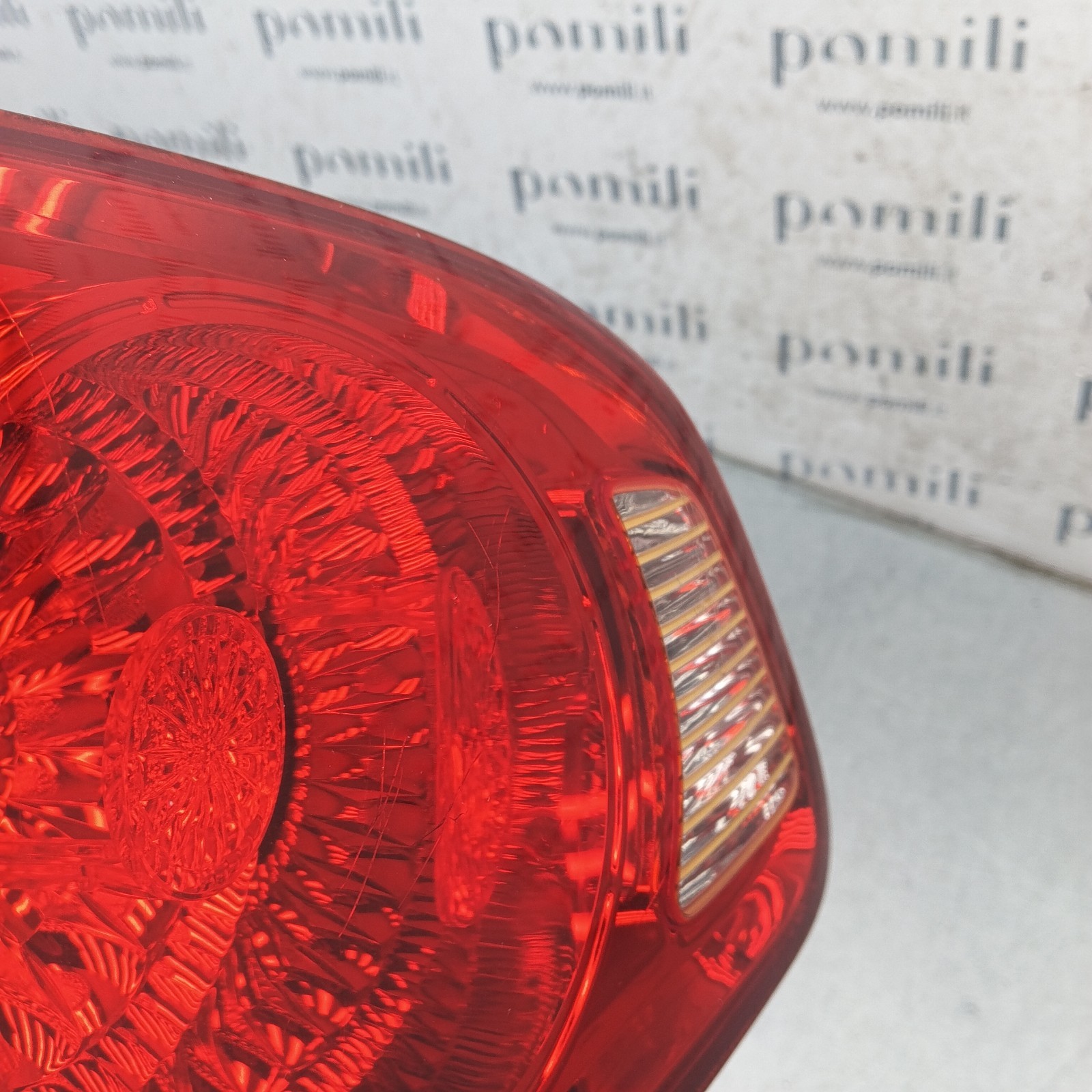 Pomili Fanaleria Hyundai i20 fanale posteriore interno sinistro usato OEM 92405-2B000