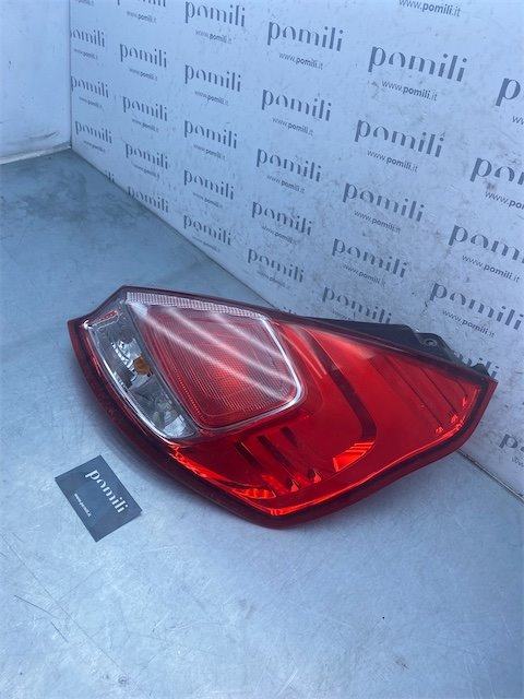 Pomili Fanaleria Ford Fiesta CCN fanale posteriore destro