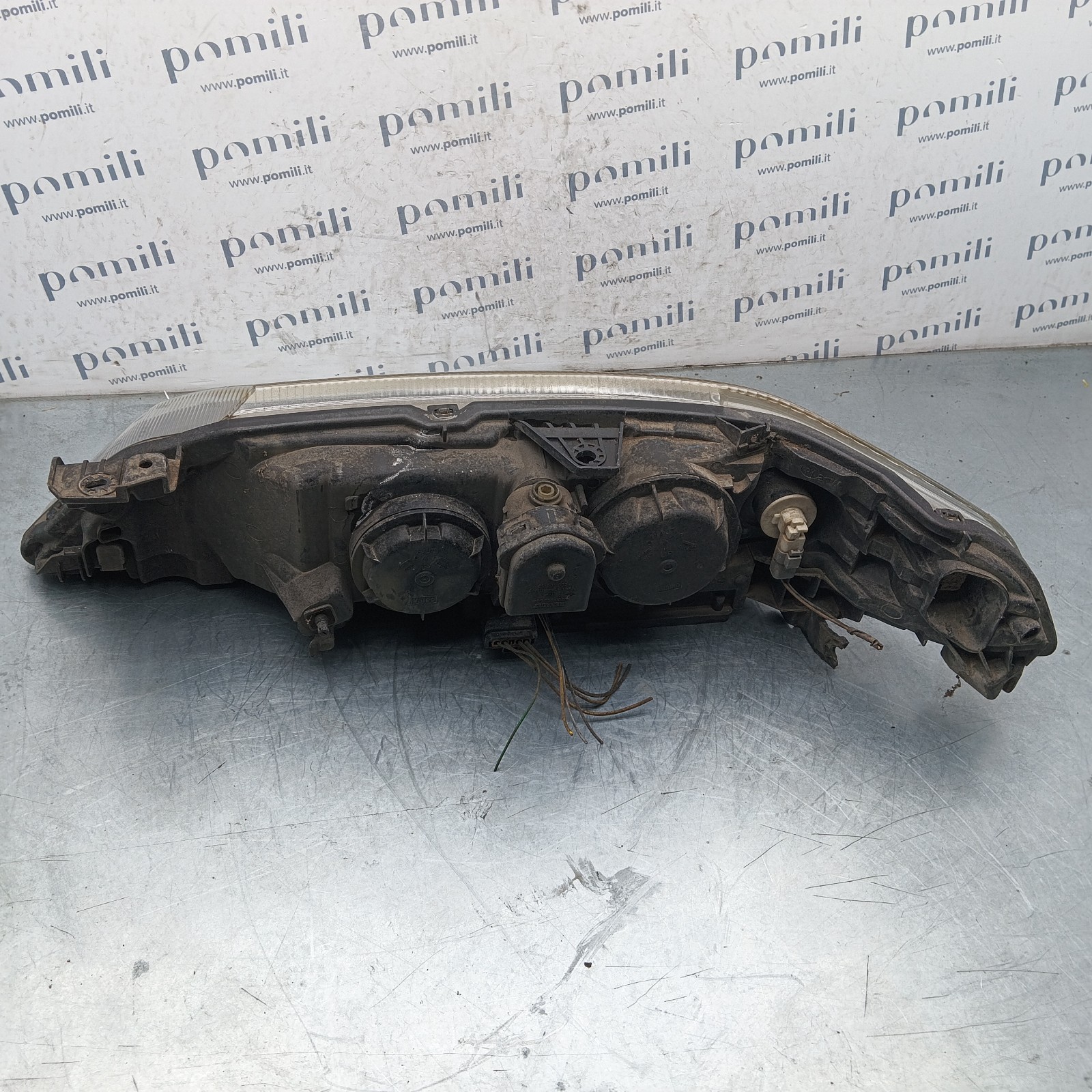 Pomili Fanaleria Faro anteriore Renault Laguna II 8200002466 destro Xenon