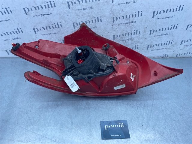 Pomili Fanaleria fanale posteriore destro Peugeot 208 01/12–11/15