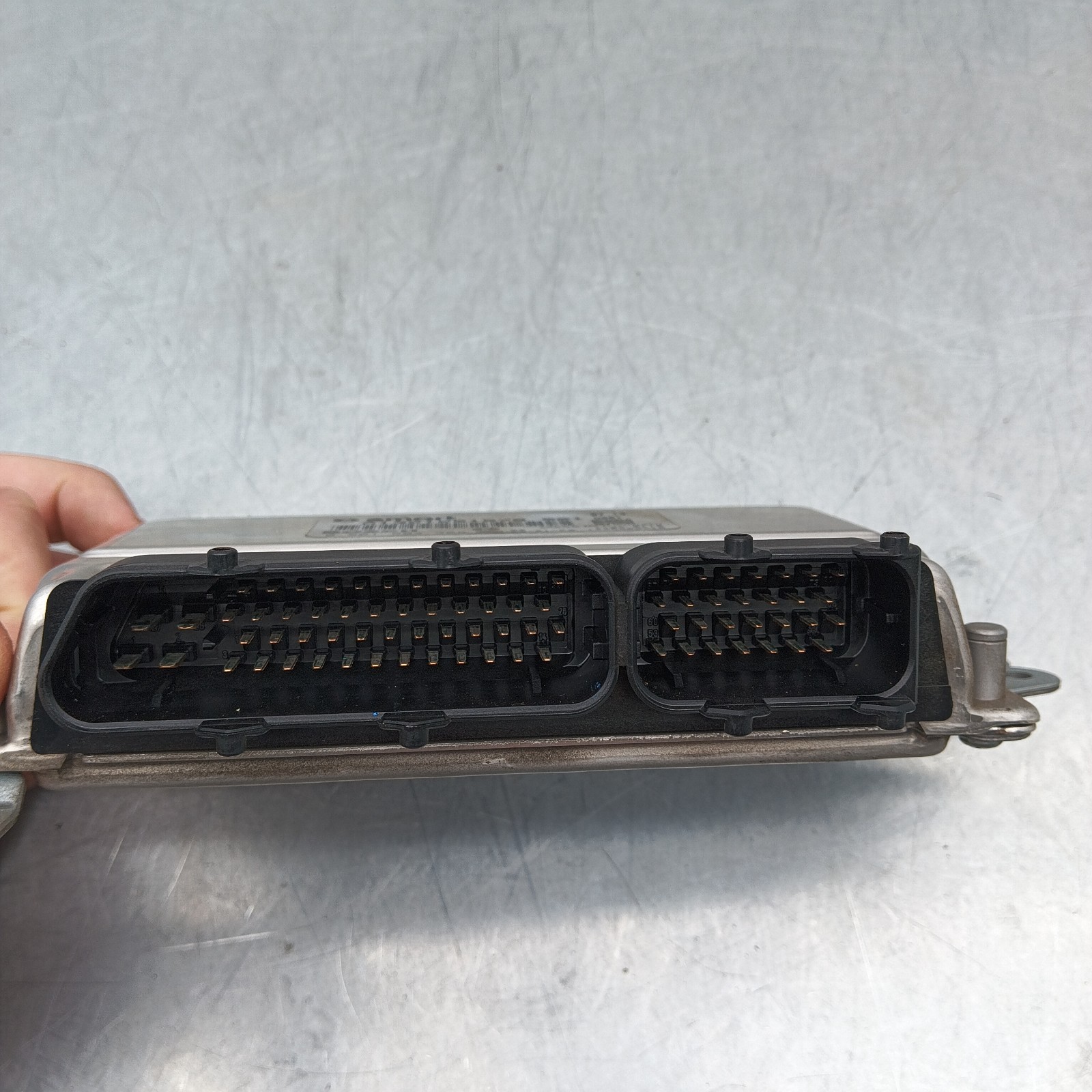 Pomili Centralina motore ECU Smart 451 A1321501579 usata