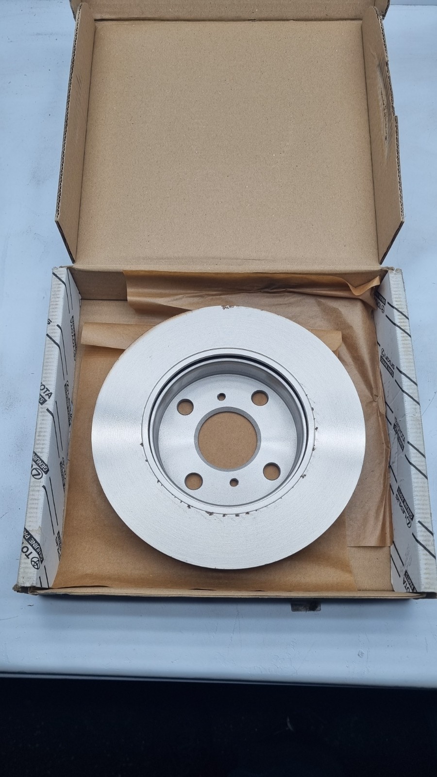 Pomili Freni e ricambi Disco freno anteriore ventilato TOYOTA YARIS 43512 0D010 nuovo