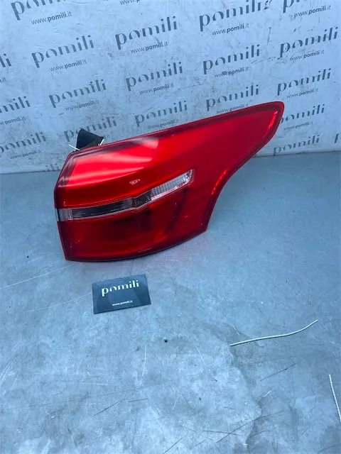 Pomili Fanaleria Ford Focus (CEW) fanale posteriore destro