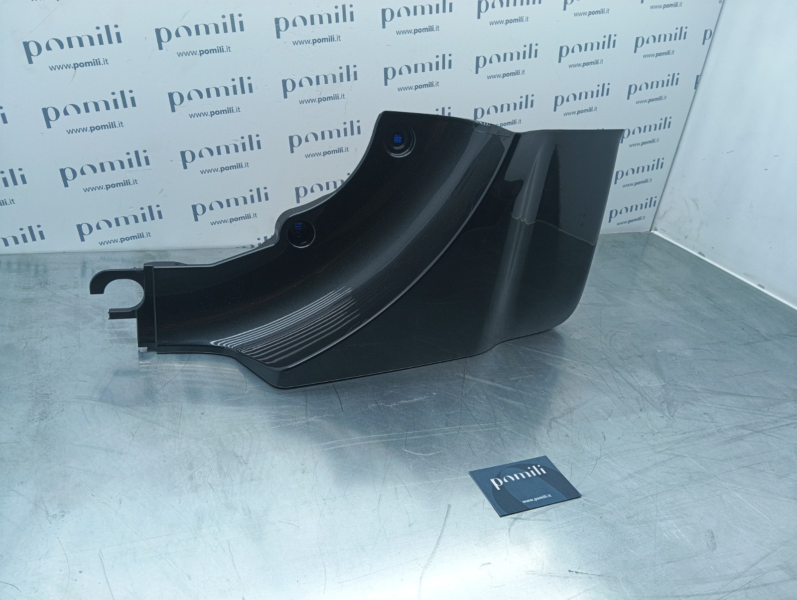 Pomili Lamierati esterni Copertura rivestimento ruota di scorta Toyota RAV4 (2006-09) 76805-42010-B0 nuova