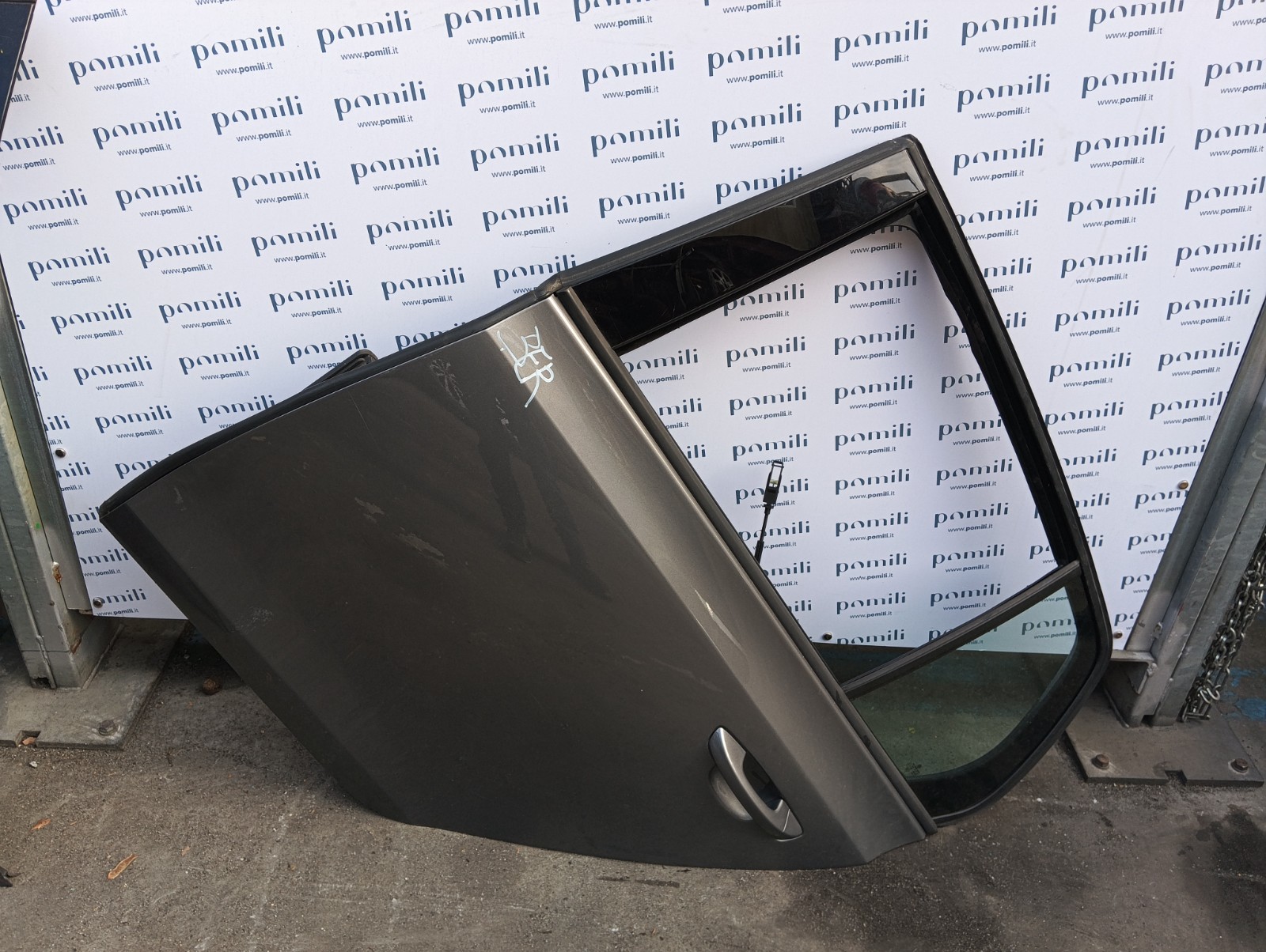 Pomili Lamierati esterni Portiera posteriore sinistra Volkswagen Golf VI usata