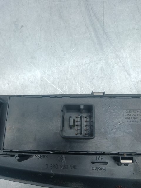 Pomili Rivestimenti interni e parti interne Alzacristallo porta ant. VOLKSWAGEN JETTA (1K) sinistro
