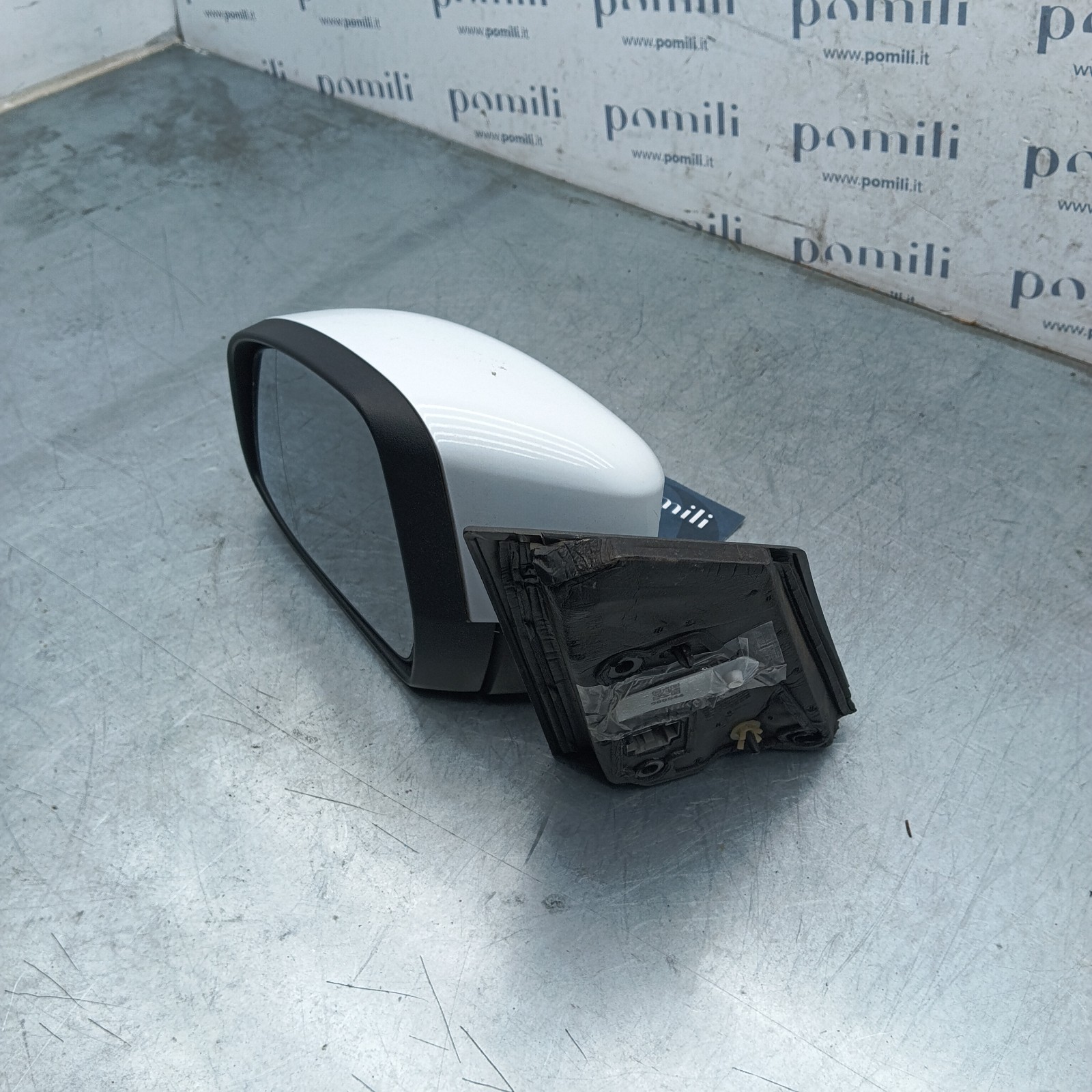 Pomili Cristalli Ford Focus III 212876179 specchietto sinistro 8 pin usato