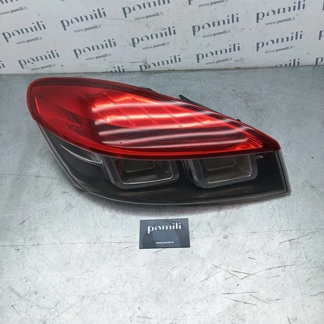 Pomili Fanaleria Renault Megane III Coupé fanale posteriore destro usato
