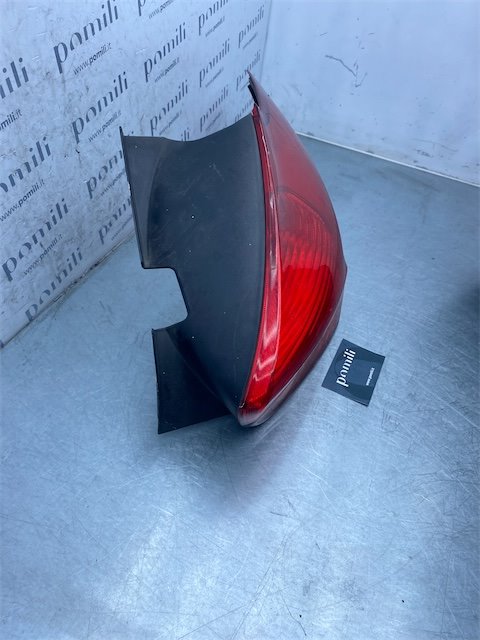 Pomili Fanaleria Ford Focus CEW fanale posteriore destro 09/14-08/19