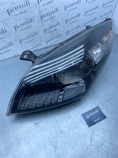 Pomili Fanaleria Proiettore SX Renault Mégane 3a Serie faro sinistro 10/08