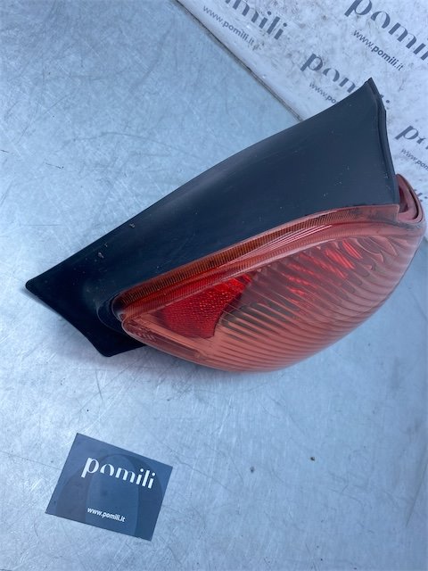 Pomili Fanaleria Peugeot 206 fanale posteriore destro