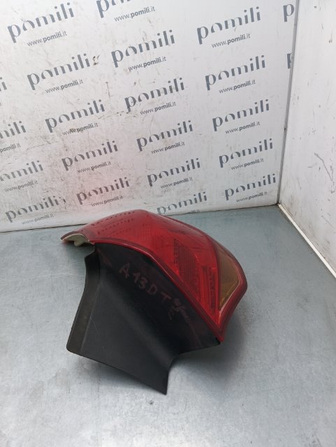 Pomili Fanaleria Opel Astra P10 fanale posteriore destro