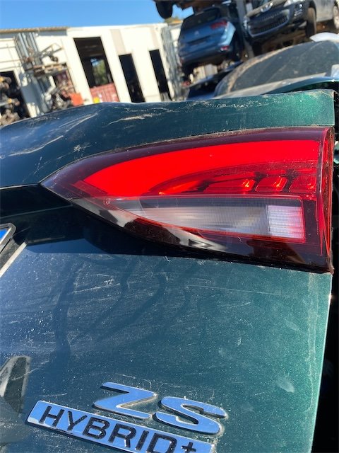 Pomili Fanaleria MG ZS fanale posteriore destro parte interna
