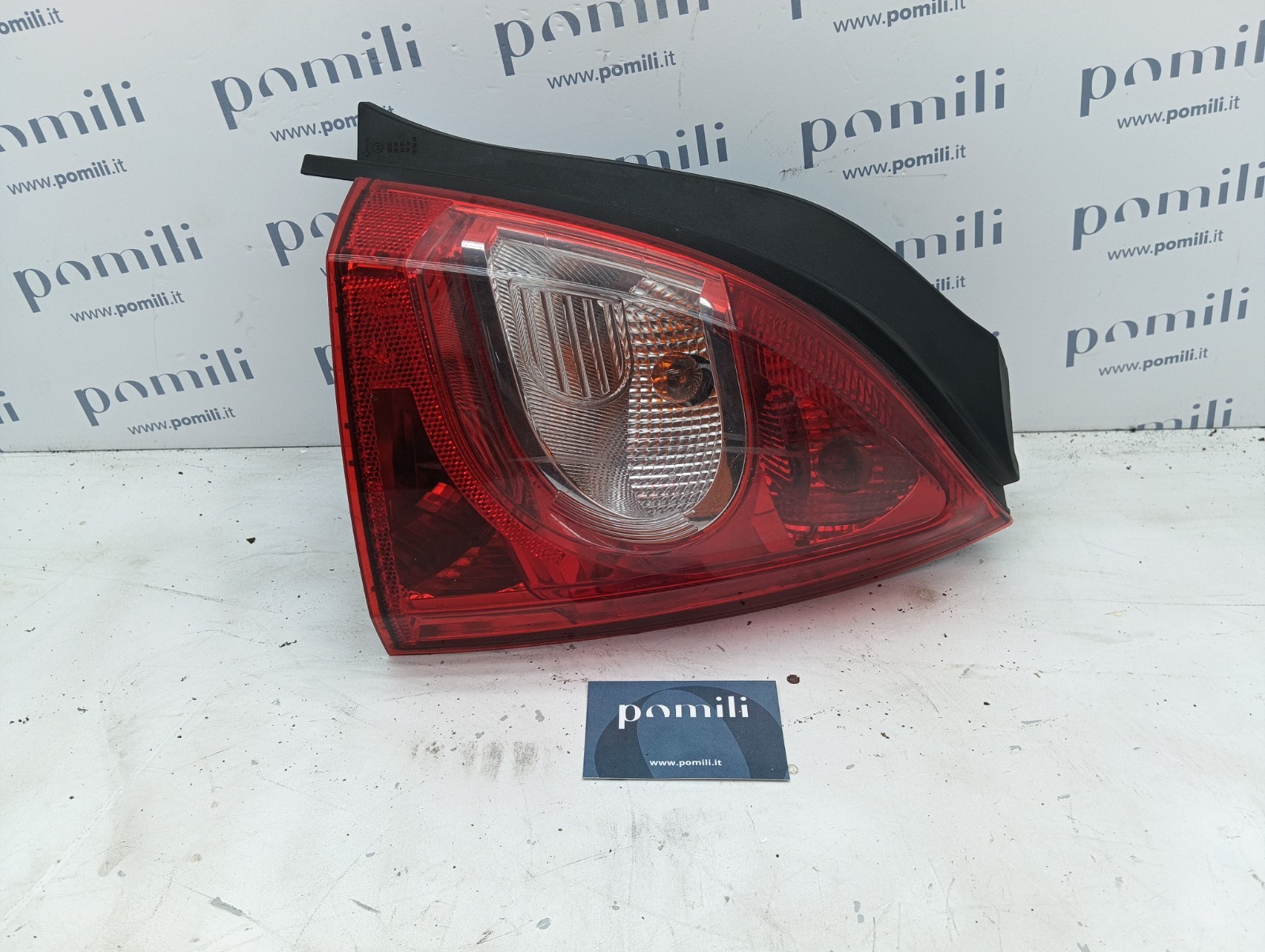 Pomili Fanaleria 18109601 fanale posteriore sinistro Renault Twingo II usato