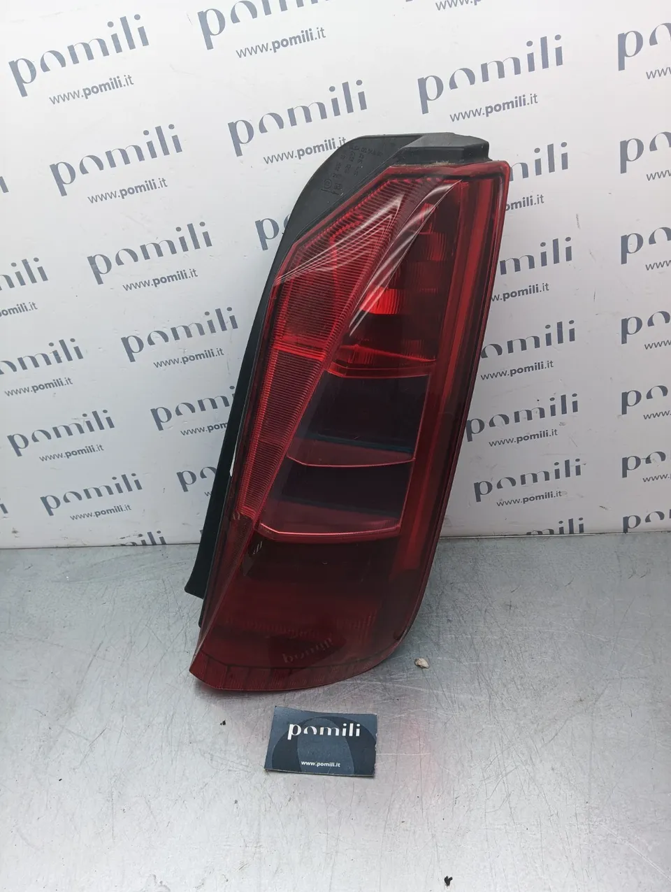 Pomili Fanaleria FIAT IDEA 46829508 fanale destro usato