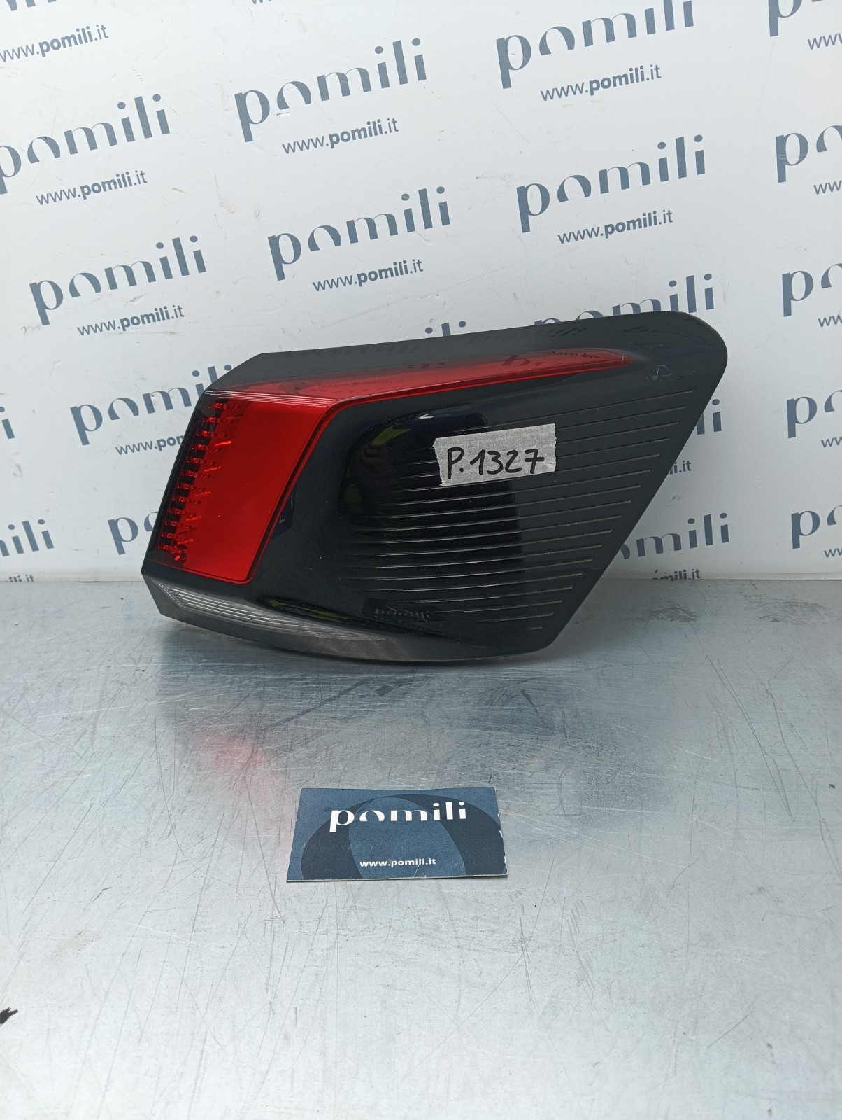 Pomili Fanaleria Peugeot 3008 fanale posteriore destro 9810477080 usato