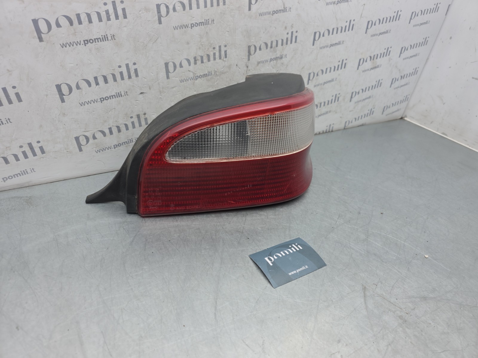 Pomili Fanaleria Citroën Saxo fanale posteriore destro usato 1996-2003