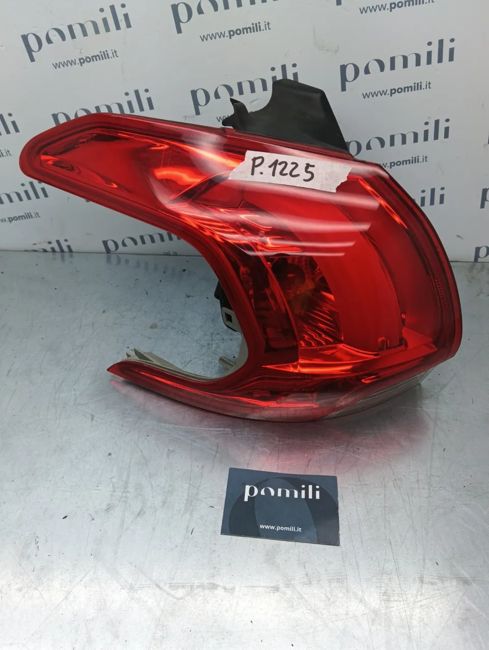 Pomili Fanaleria Peugeot 2008 9678074280 fanale posteriore sinistro usato