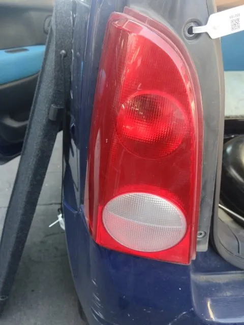 Pomili Fanaleria Opel Agila H00 fanale posteriore sinistro