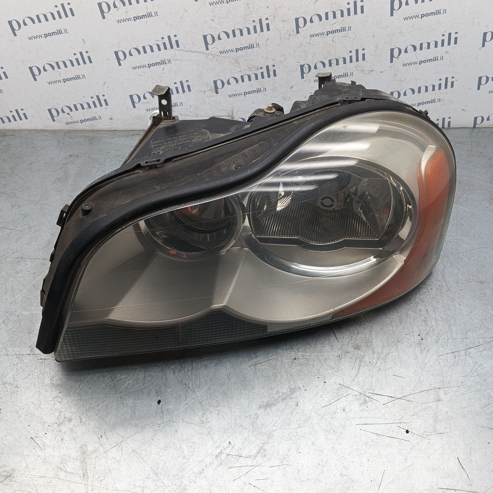 Pomili Fanaleria Faro anteriore sinistro Volvo XC90 89009436 usato Xenon