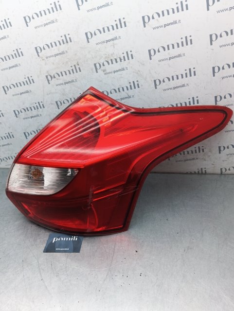 Pomili Fanaleria Ford Focus CB8 fanale posteriore destro