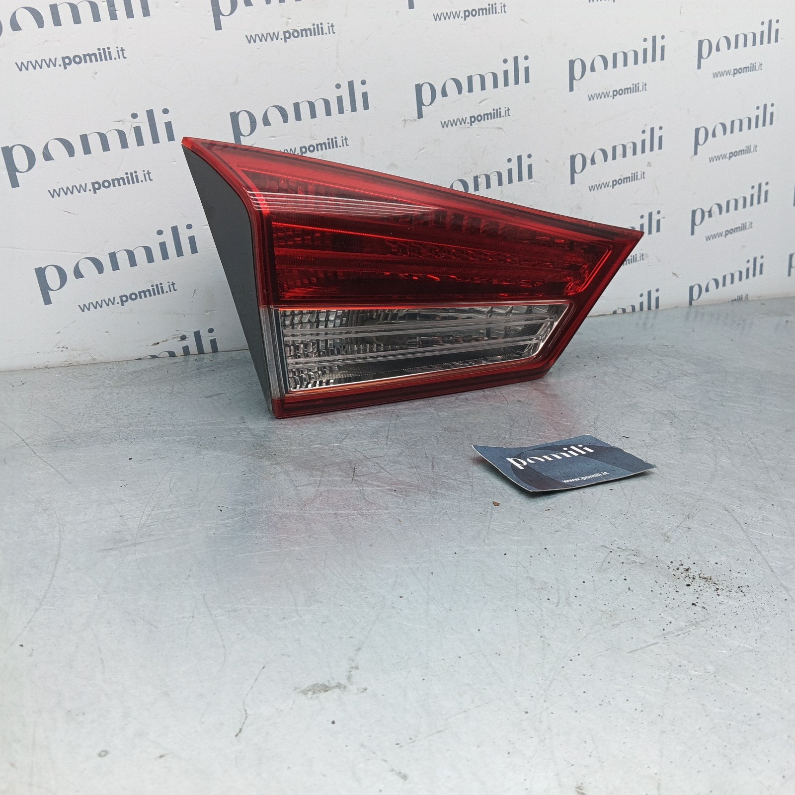 Pomili Fanaleria Fanale posteriore sinistro del portellone Hyundai Ix20 (2010-19) 92403-1K0 usato