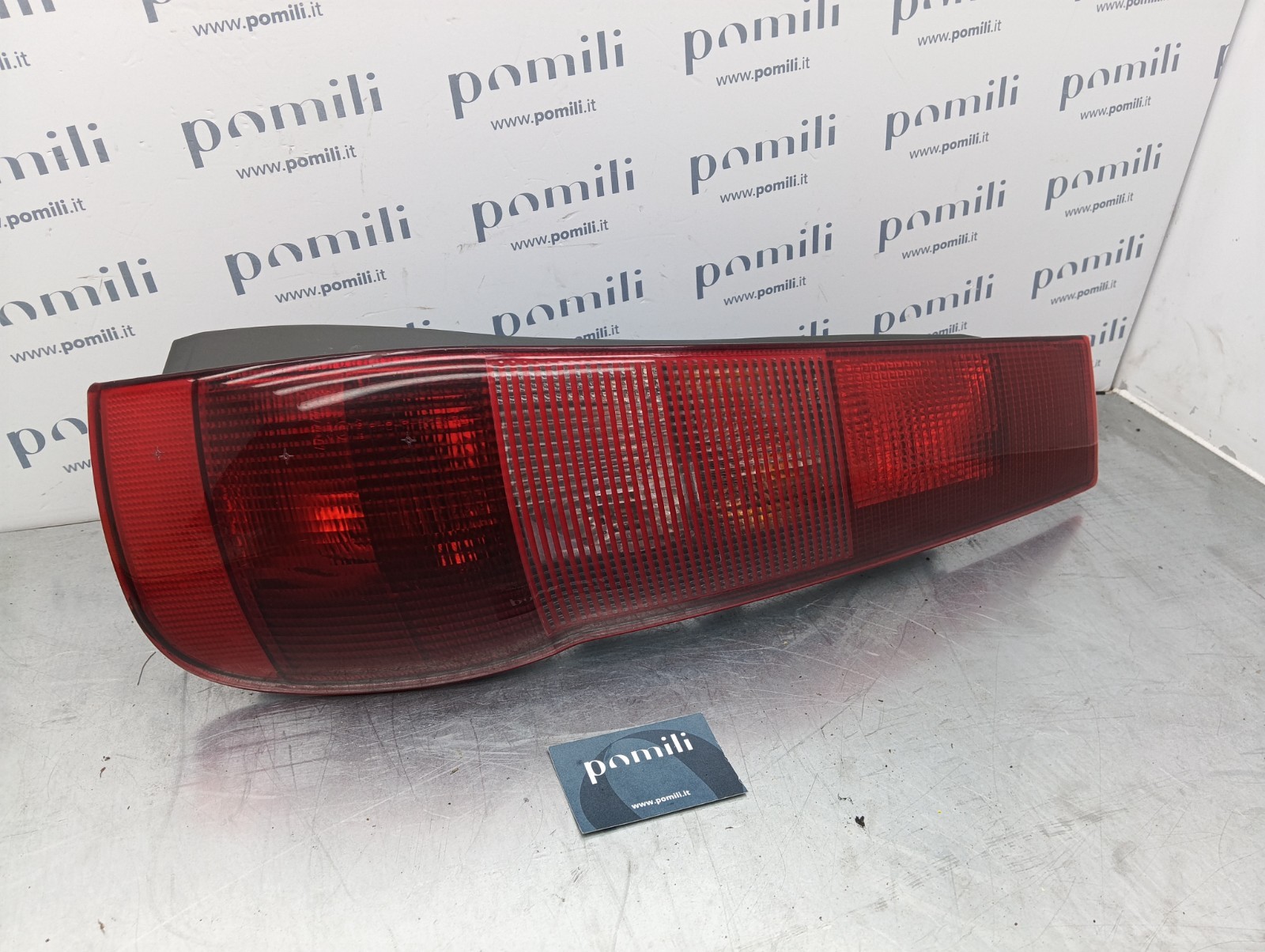 Pomili Fanaleria Fiat Punto I fanale posteriore destro usato