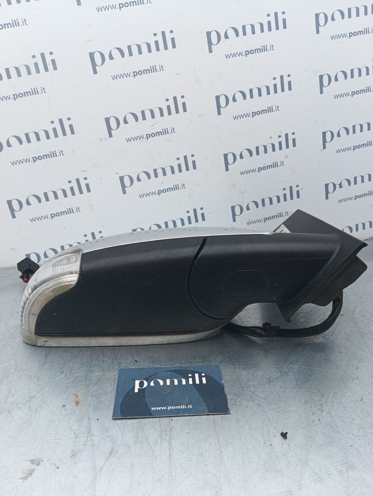 Pomili Cristalli Volkswagen Touran specchietto retrovisore destro usato