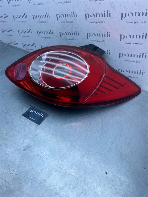 Pomili Fanaleria Ford KA CCU fanale posteriore destro