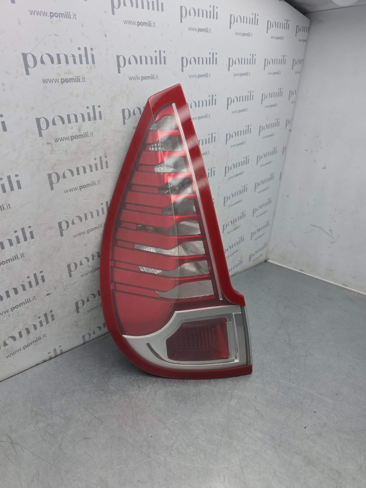Pomili Fanaleria Renault Scenic X-Mod fanale posteriore sinistro usato
