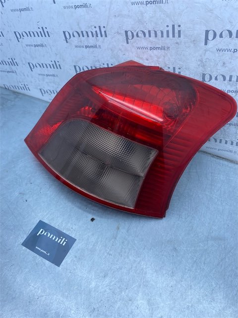 Pomili Fanaleria TOYOTA YARIS Fanale posteriore destro