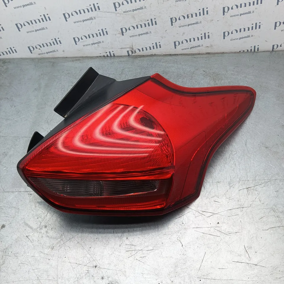 Pomili Fanaleria Fanale posteriore Ford Focus III Hatchback F1EB-13404-B
