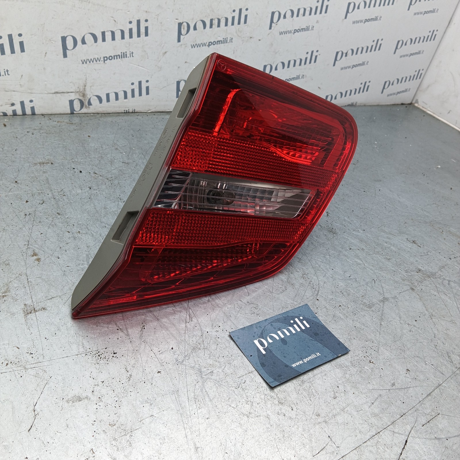 Pomili Fanaleria Fanale posteriore destro Mercedes-Benz Classe B (W246) (2011-18) A2468200864 fanale usato