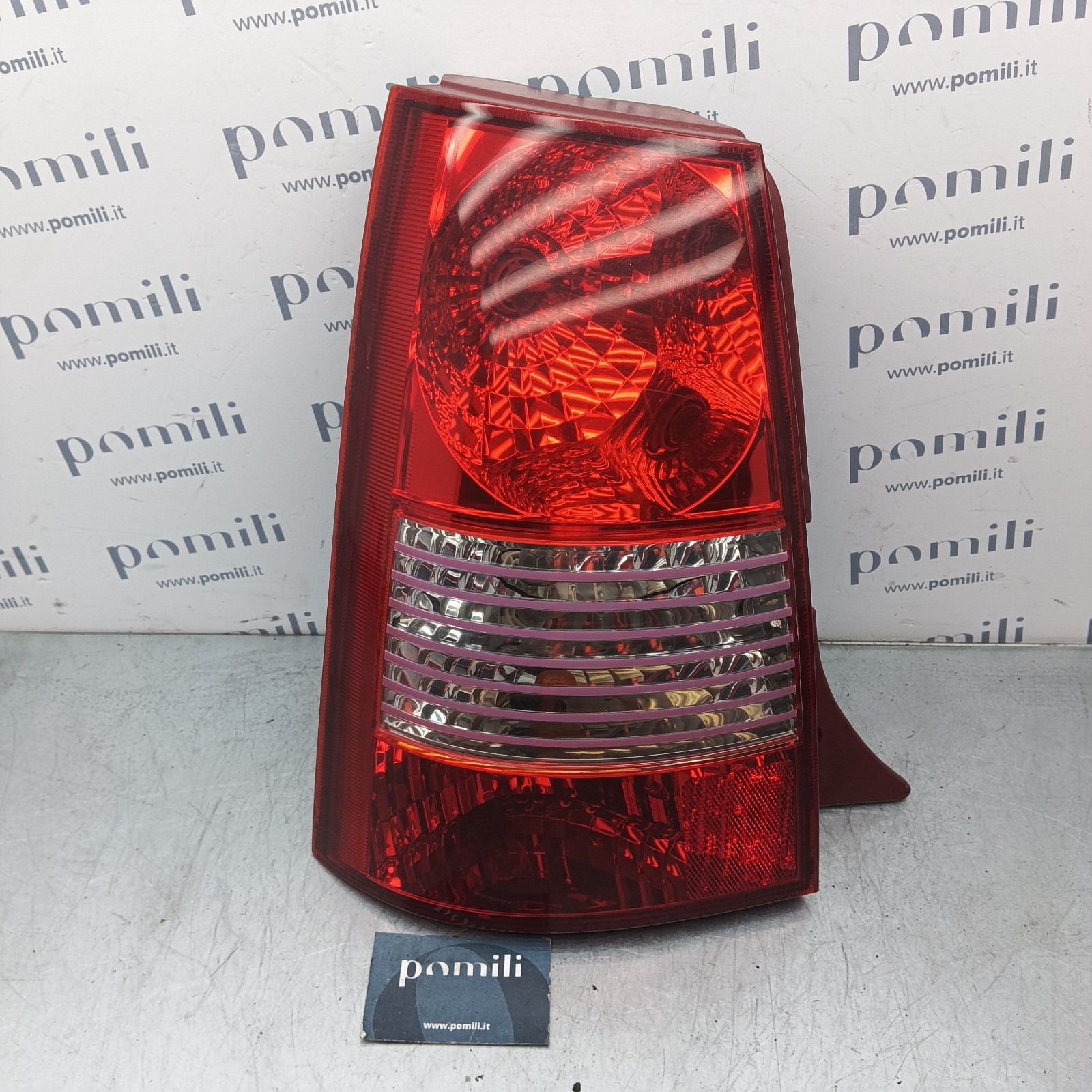 Pomili Fanaleria Fanale posteriore sinistro Kia Picanto 9240107010 usato