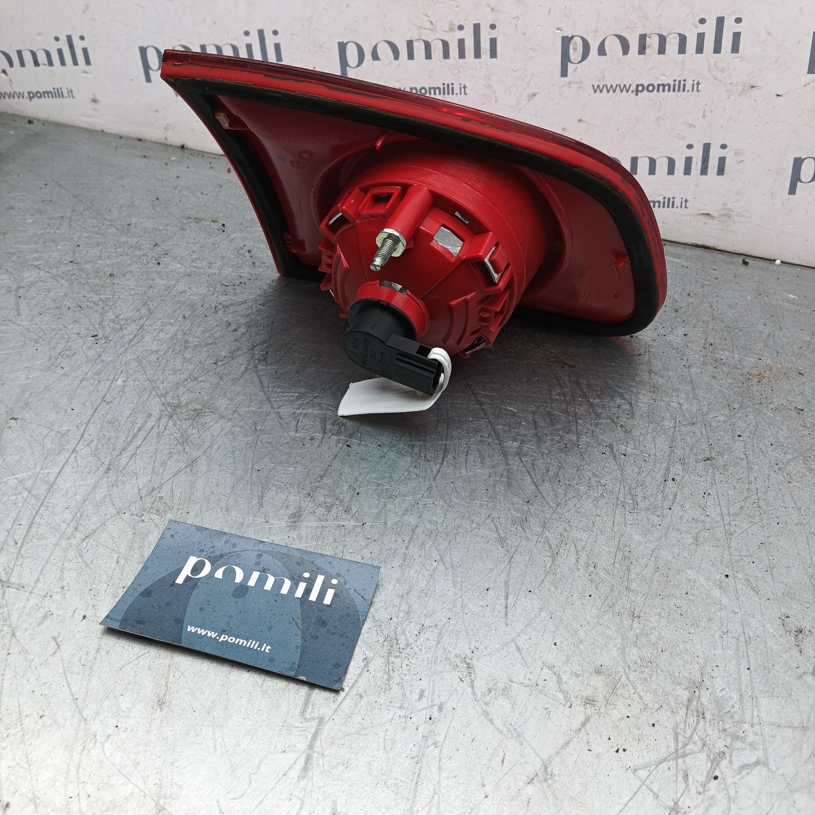 Pomili Fanaleria Volkswagen Passat B6 fanale posteriore interno destro usato 3C9945094