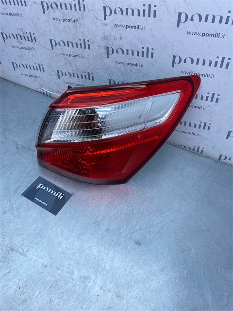 Pomili Fanaleria Nissan Qashqai J10E/JJ10E fanale posteriore destro esterno