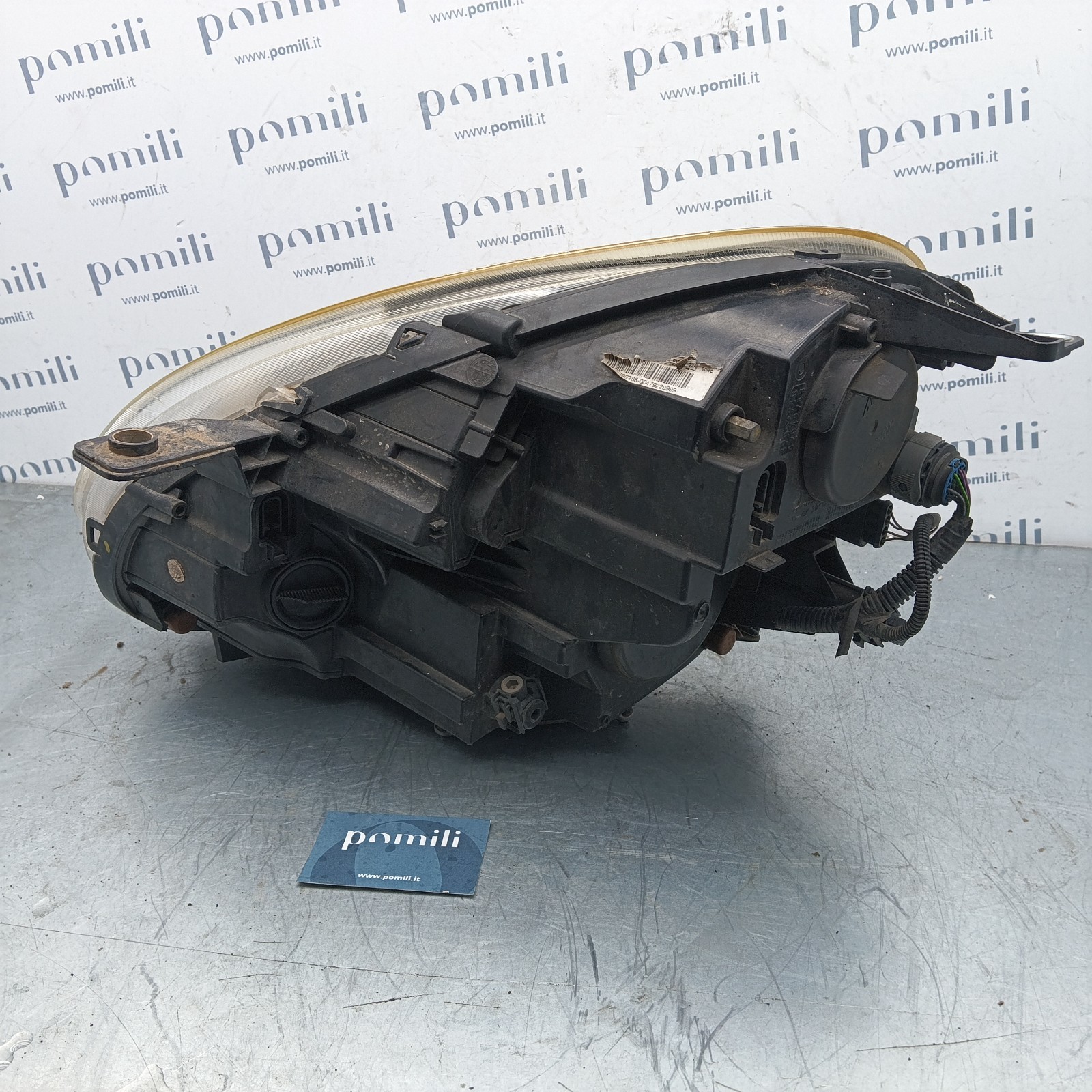 Pomili Fanaleria Faro anteriore destro Alfa Romeo Giulietta 47922748 usato