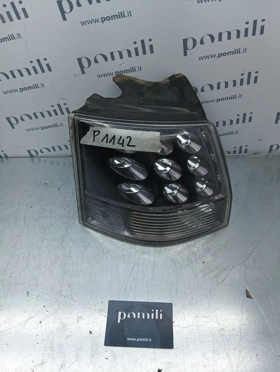 Pomili Fanaleria Faro posteriore sinistro Mitsubishi Outlander II 220-87920 usato