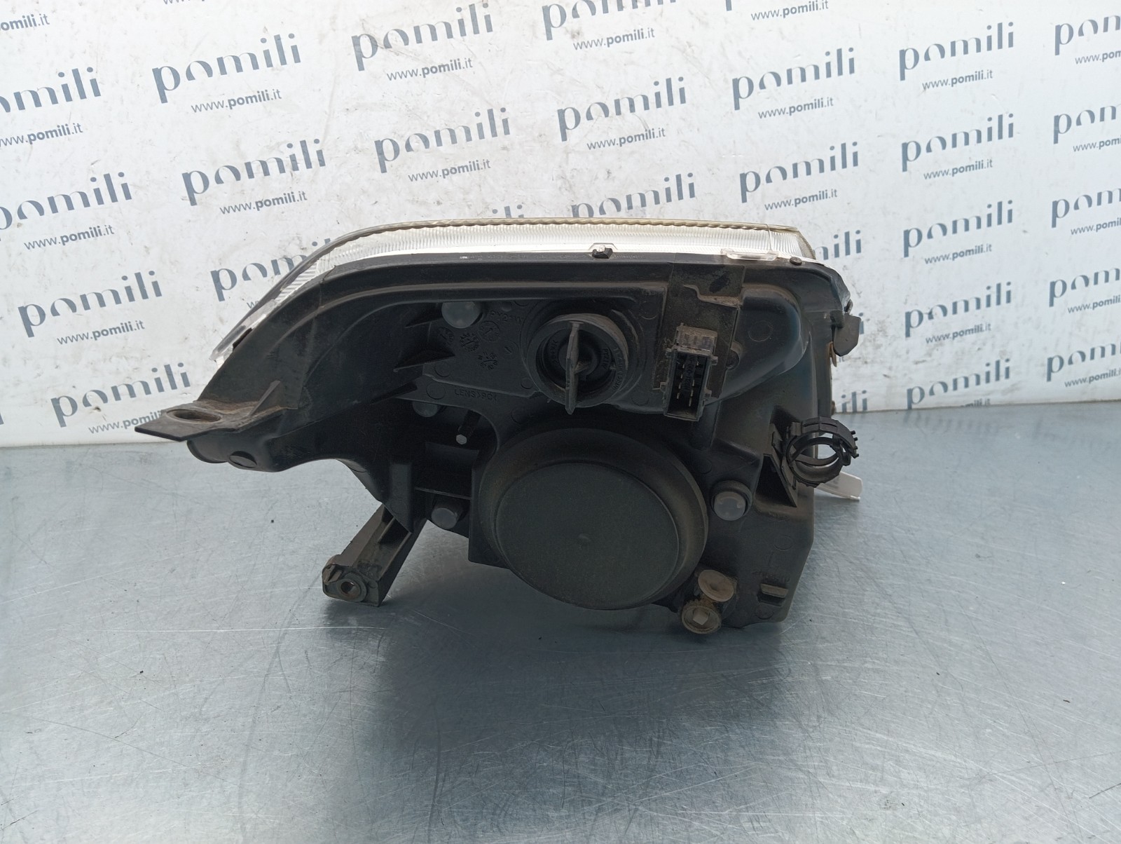 Pomili Fanaleria Faro anteriore sinistro Citroen C2 (2003-2010) 08-552-1119L usato