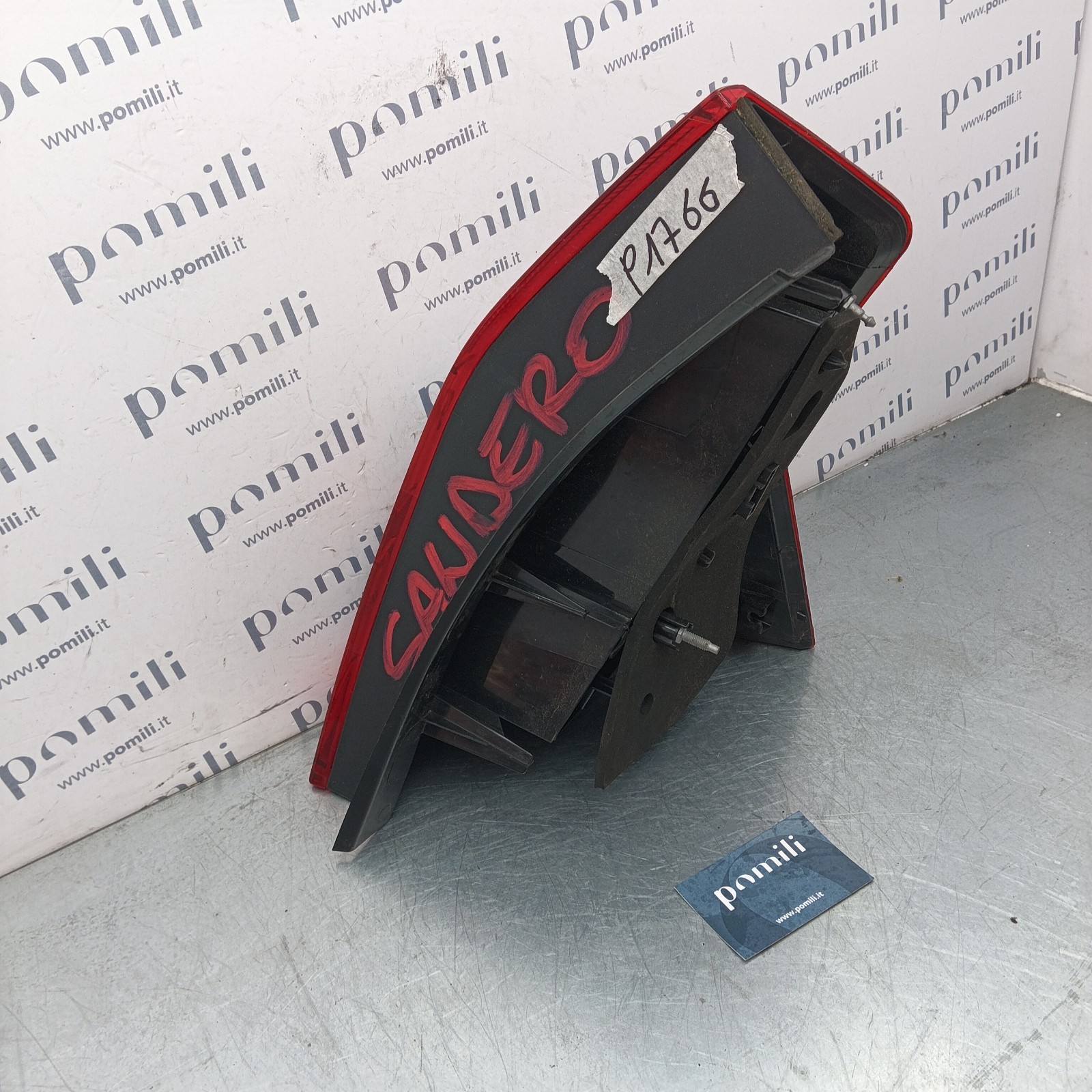Pomili Fanaleria Dacia Sandero fanale posteriore destro usato