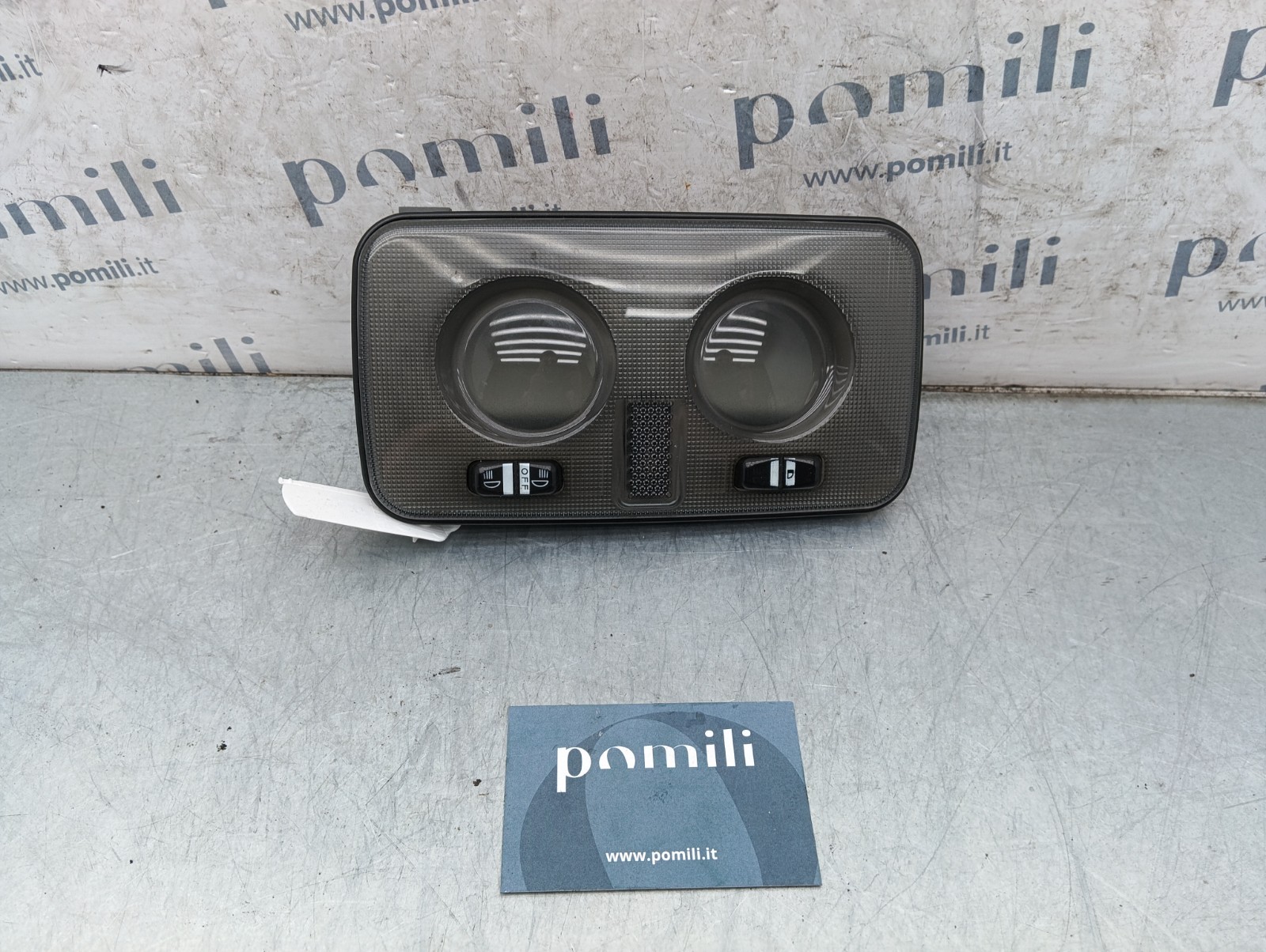 Pomili Fanaleria Plafoniera Luce abitacolo Lancia Ypsilon 735570457 usata