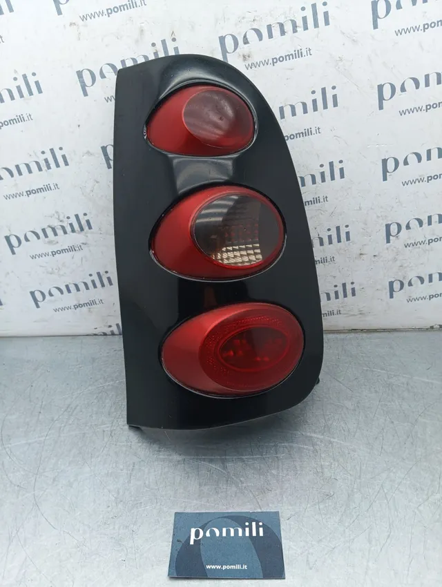Pomili Fanaleria Fanale posteriore sinistro Smart Fortwo 450 423131L usato