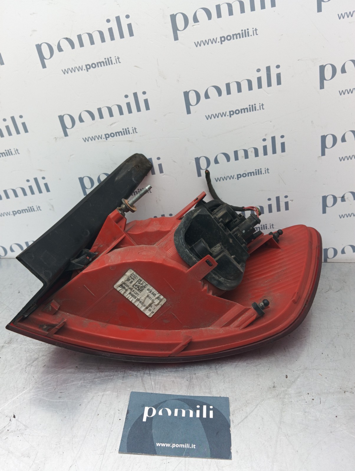 Pomili Fanaleria Fanale posteriore sinistro Audi A6 89034302 usato