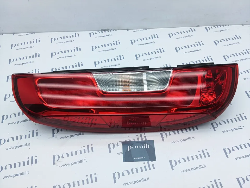 Pomili Fanaleria Fanale posteriore sinistro Fiat Doblò 52044717 usato