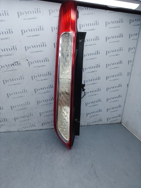 Pomili Fanaleria Ford Focus CB4 fanale posteriore sinistro