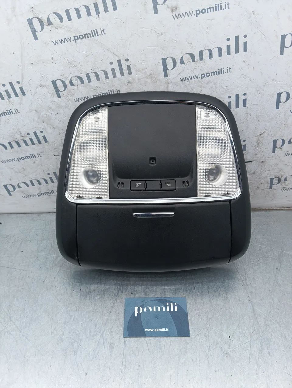 Pomili Fanaleria Lancia Thema 2115256 plafoniera usata