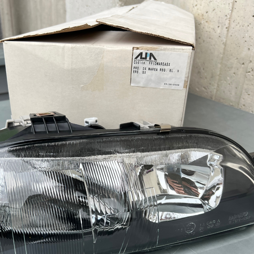 Sara Autoricambi Fanaleria fanale anteriore destro Fiat Marea