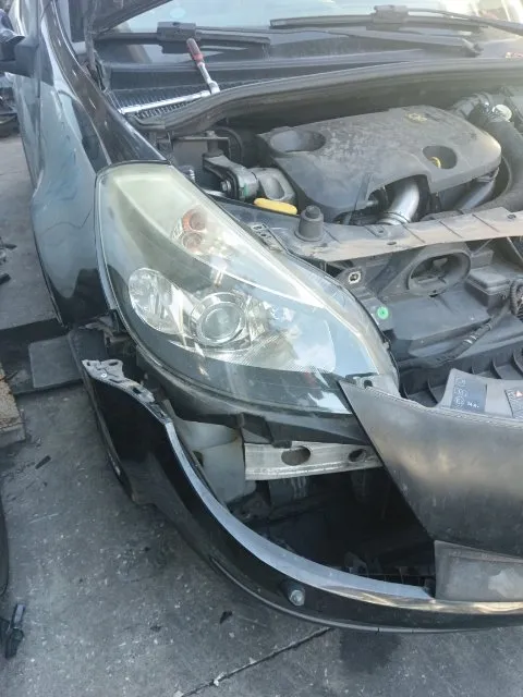 Pomili Fanaleria Renault Clio 3a Serie proiettore destro