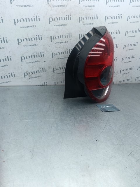 Pomili Fanaleria DR dr1 fanale posteriore destro