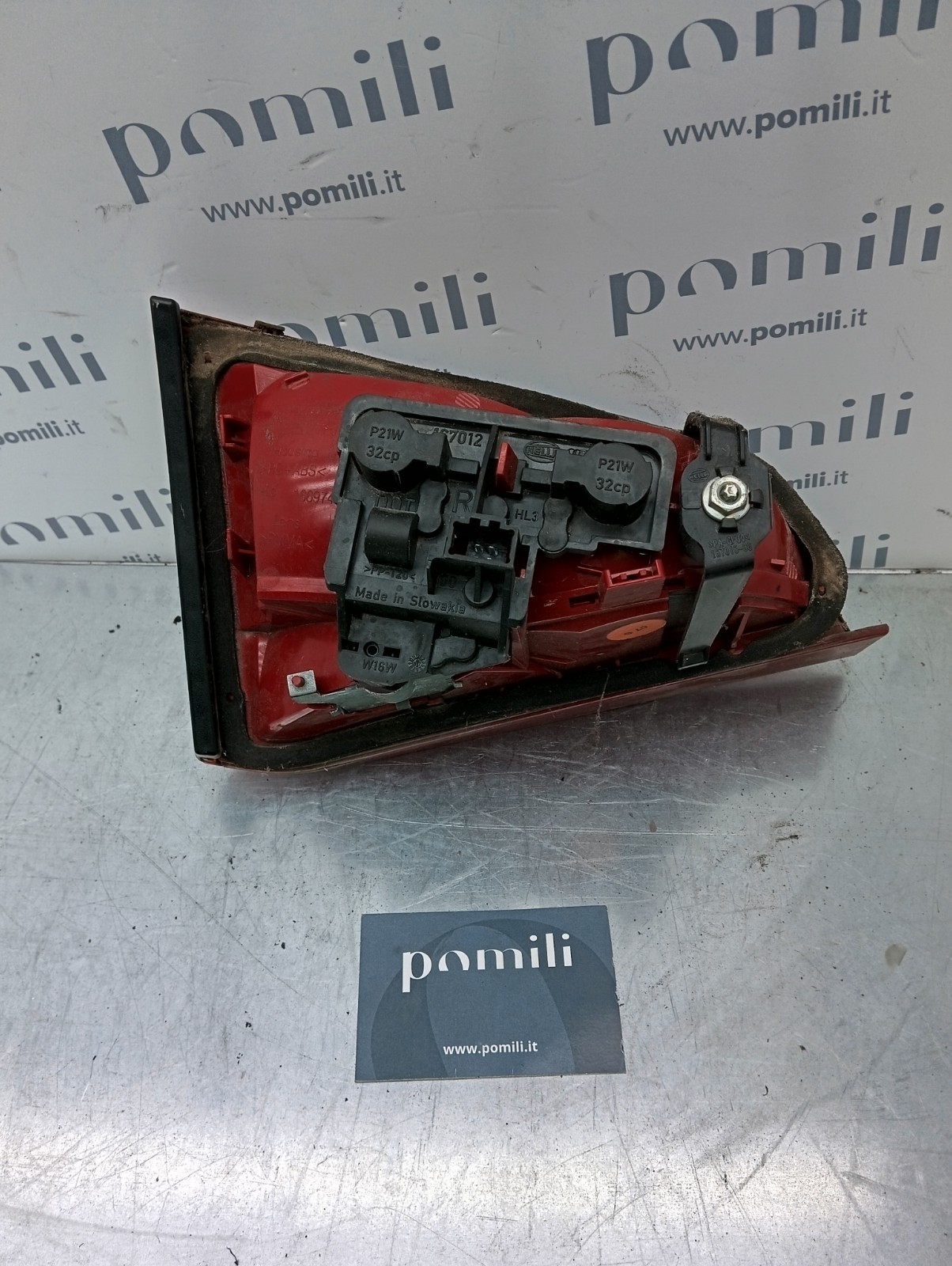 Pomili Fanaleria Audi A4 B8 Fanale posteriore destro portellone usato
